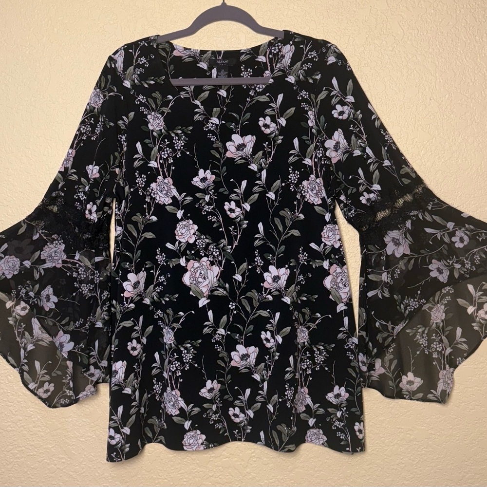 Alfani Black and White Ruffled 3/4 Bell Sleeve Blouse